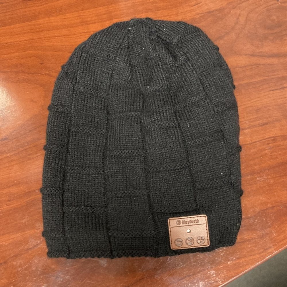 Blue tooth fleece lined black knit hat